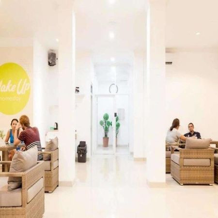 Wakeup Homestay Yogyakarta Exterior foto